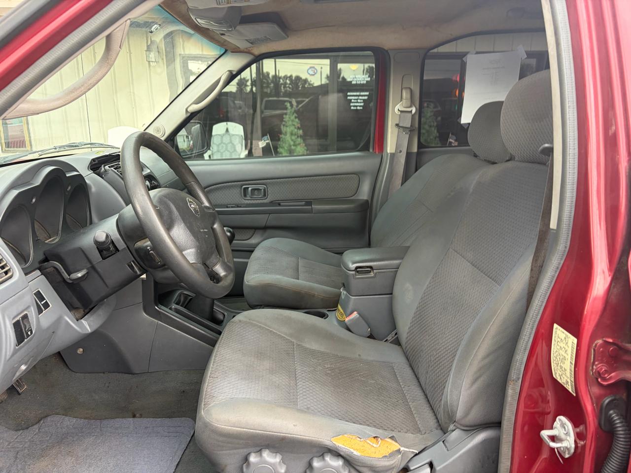 Nissan Xterra XE 2WD 2004
