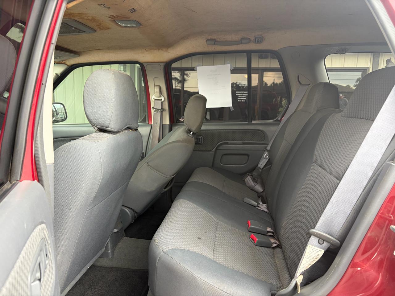 Nissan Xterra XE 2WD 2004