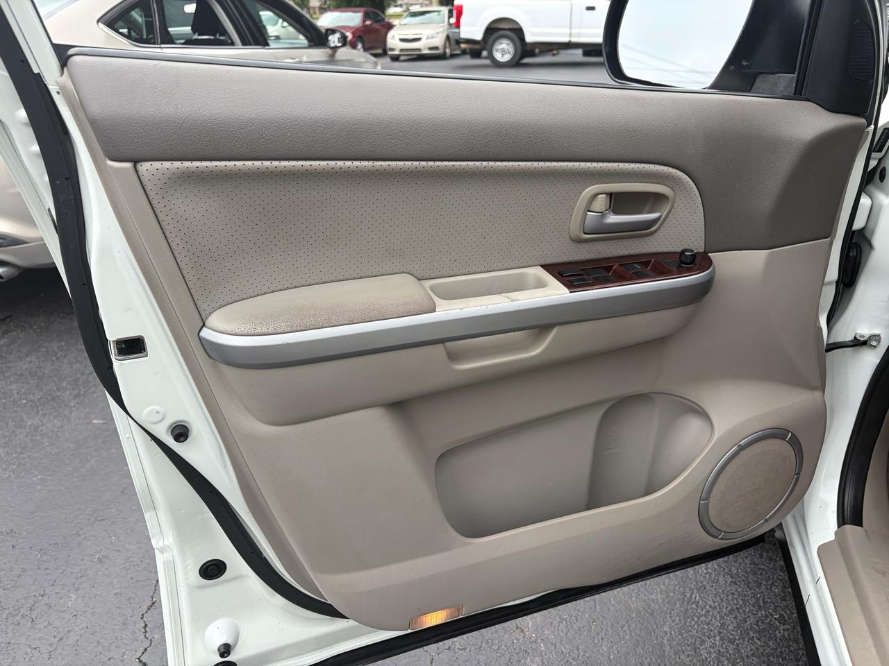 Suzuki Grand Vitara Luxury 2WD 2007