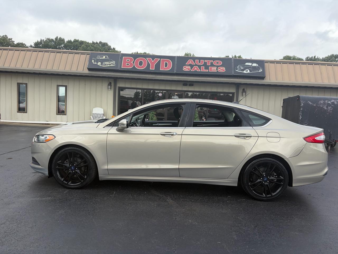 Ford Fusion SE 2015