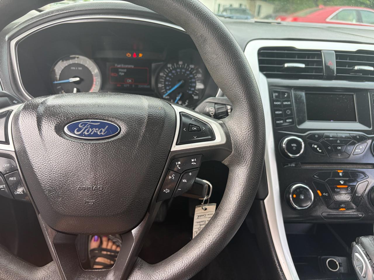 Ford Fusion SE 2015
