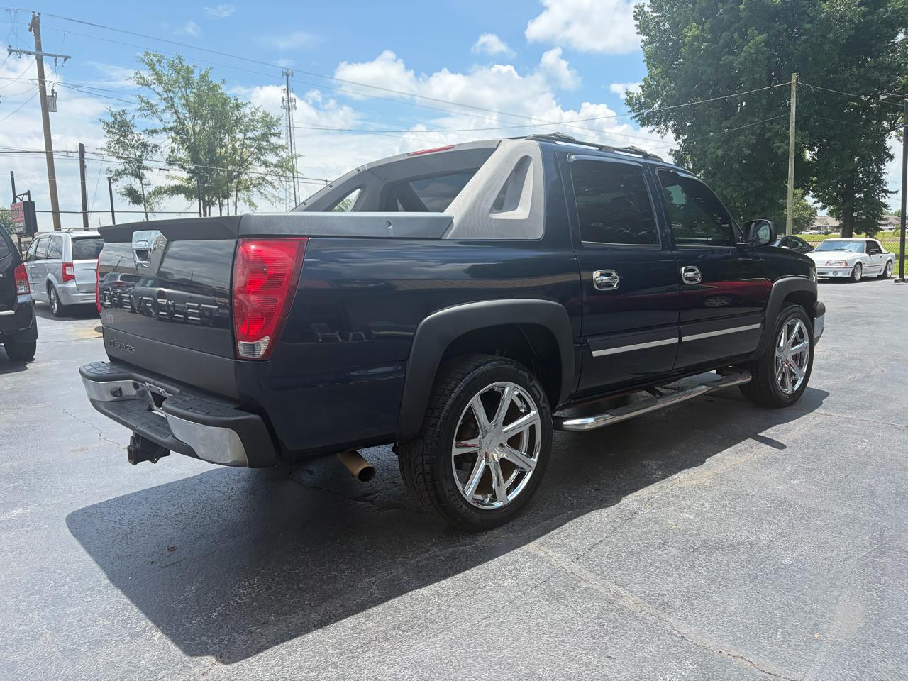 Chevrolet Avalanche 1500 2WD 2005