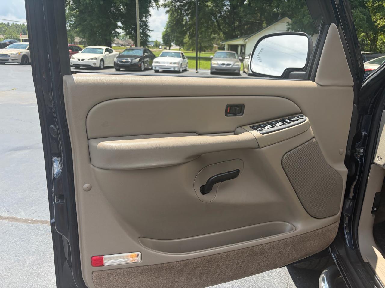 Chevrolet Avalanche 1500 2WD 2005