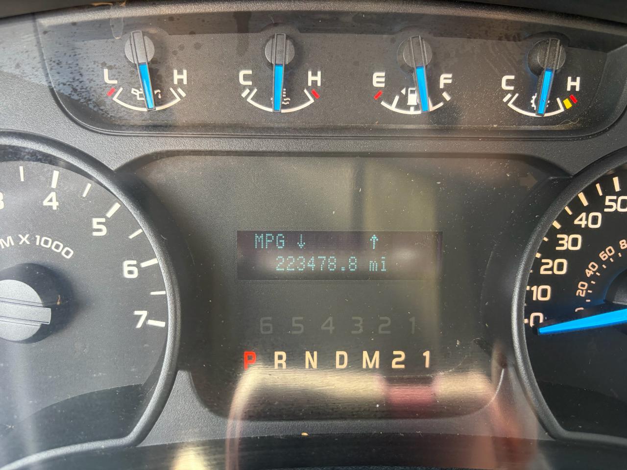 Ford F-150 XL 4WD 2014