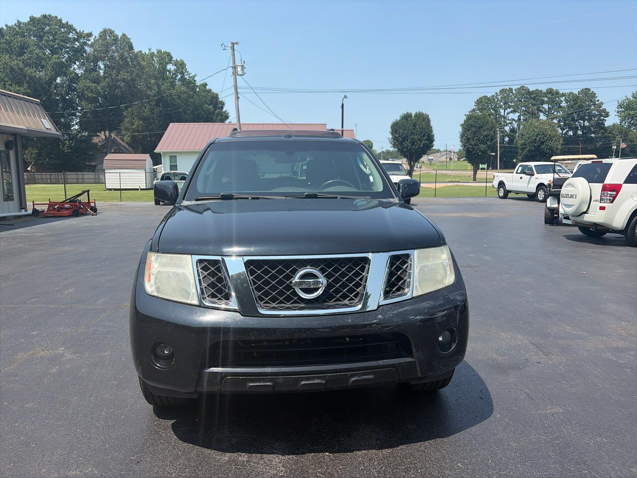 Nissan Pathfinder S 2012