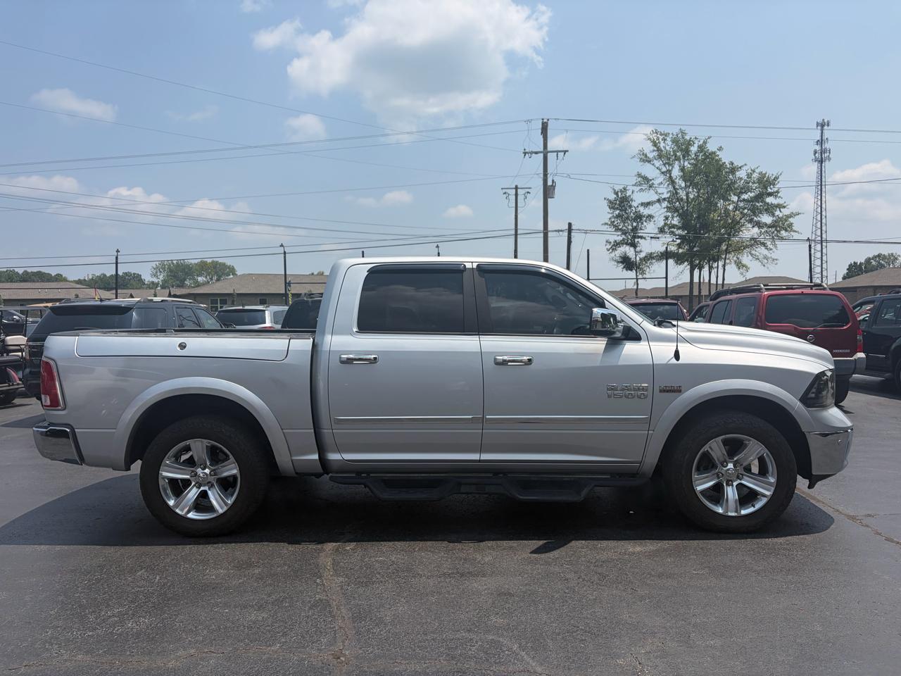 RAM 1500 Limited 4x4 Crew Cab 5'7" Box 2015