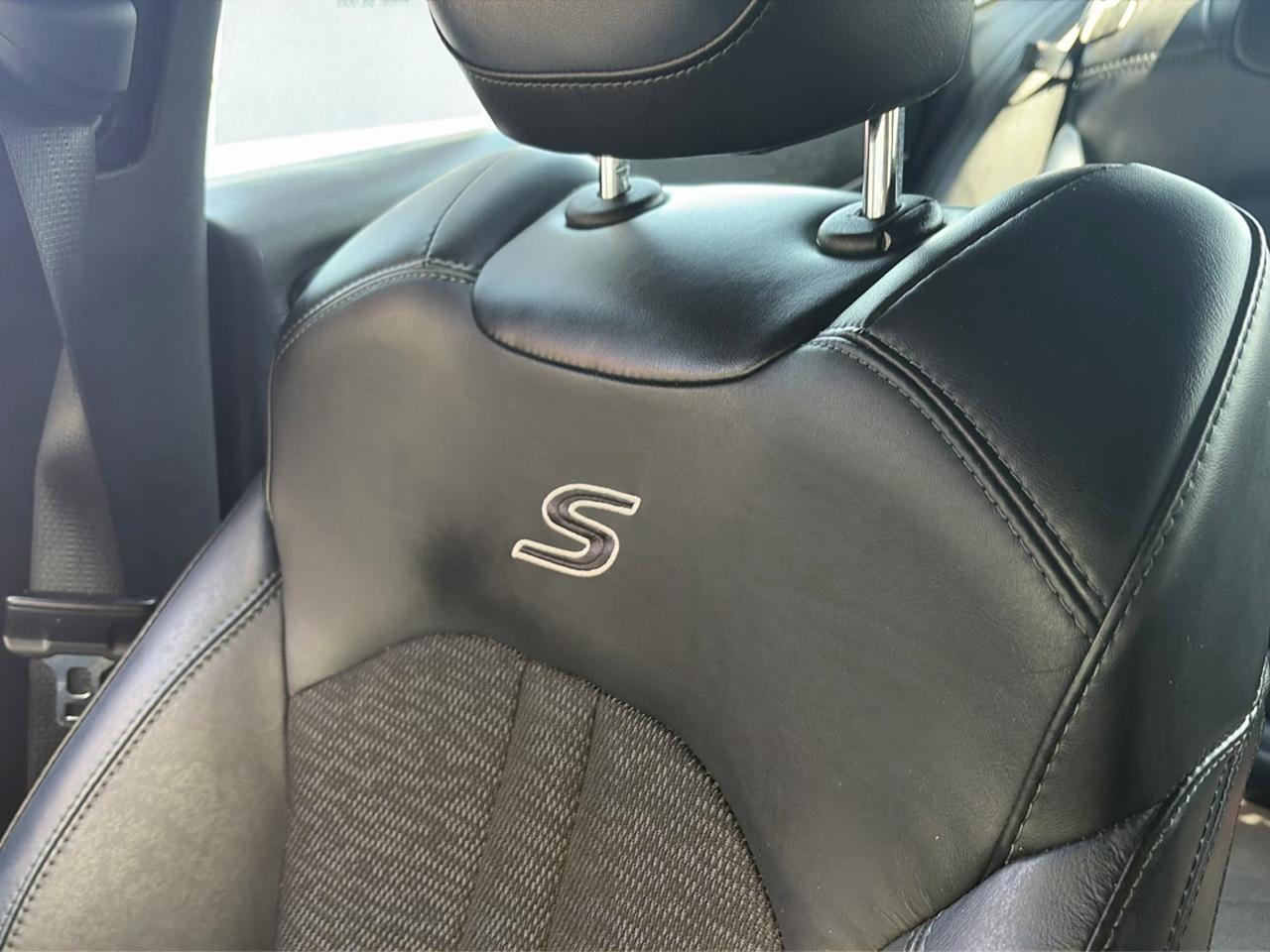 Chrysler 200 S 2016