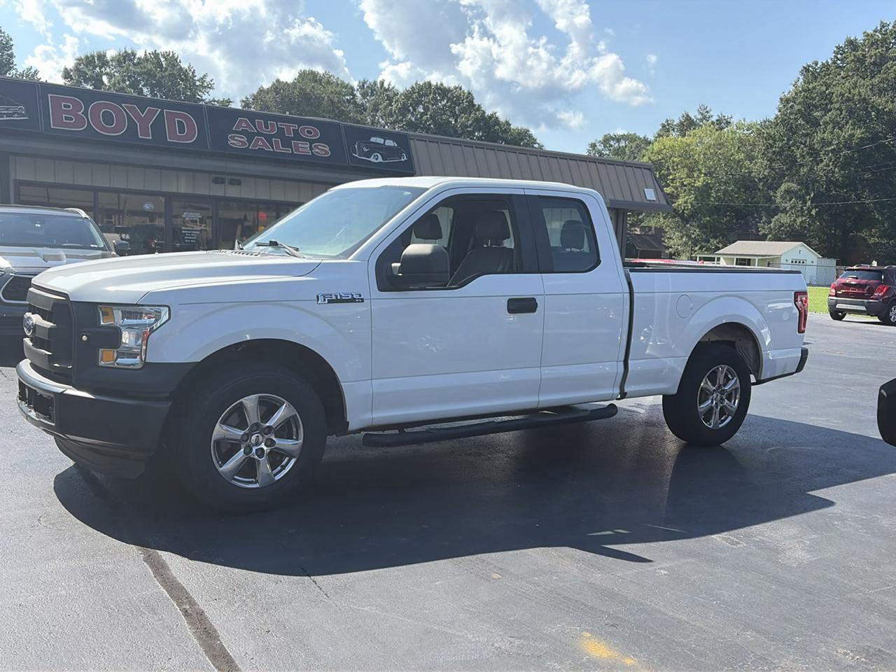 2016 Ford F-150 2WD SuperCab 145" XL