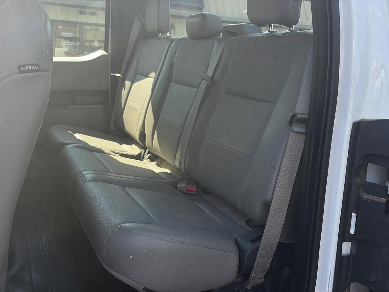 Ford F-150 2WD SuperCab 145" XL 2016