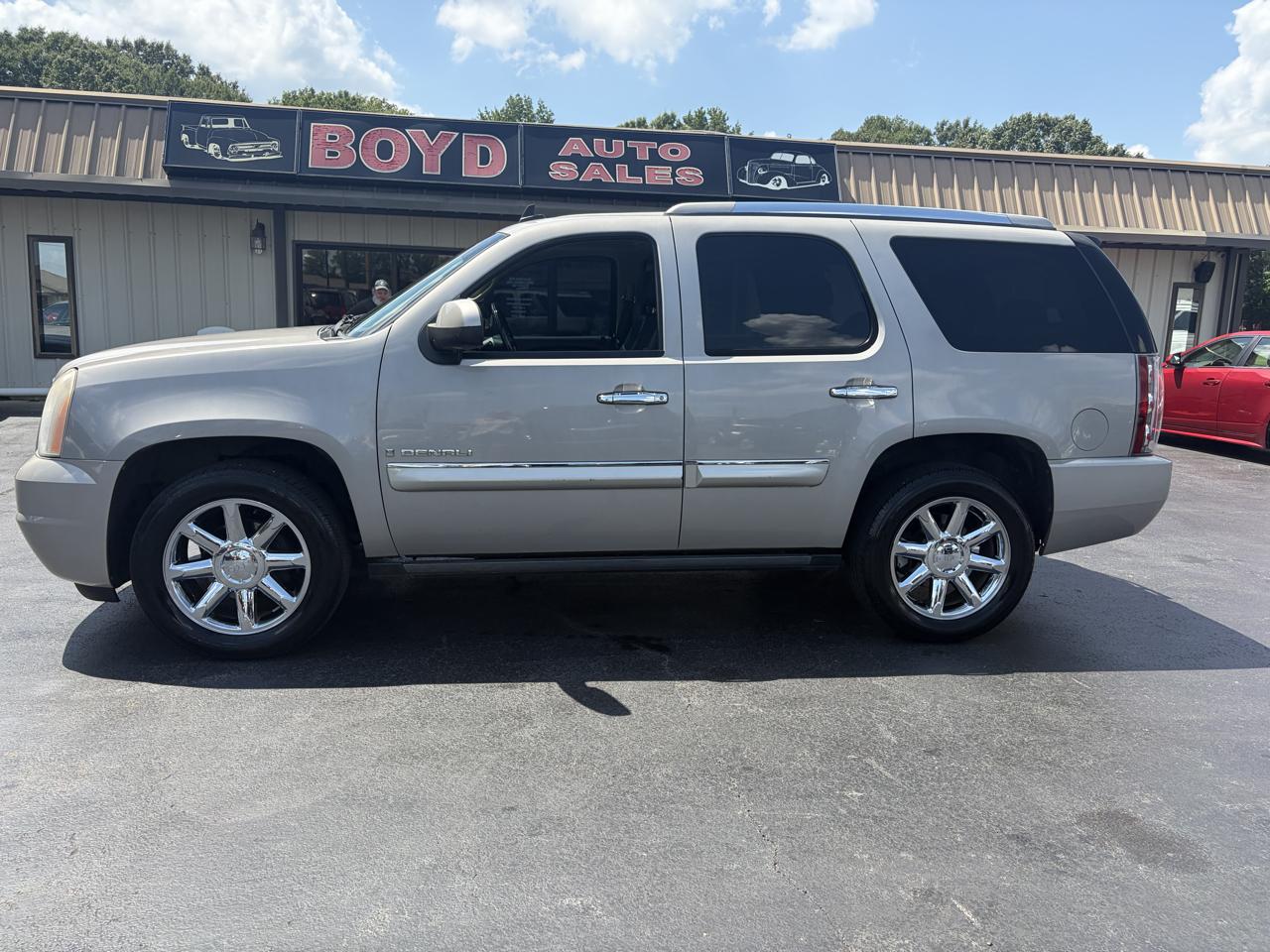 GMC Yukon Denali AWD 2008