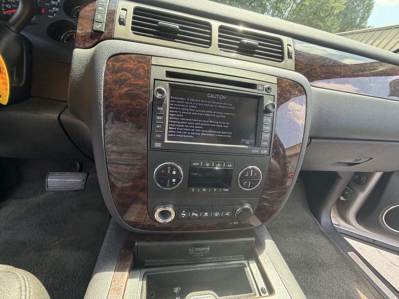 GMC Yukon Denali AWD 2008