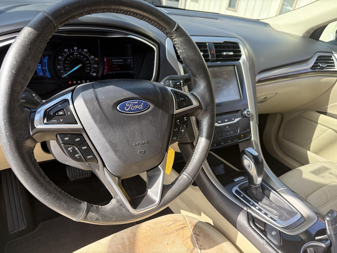 Ford Fusion SE 2014