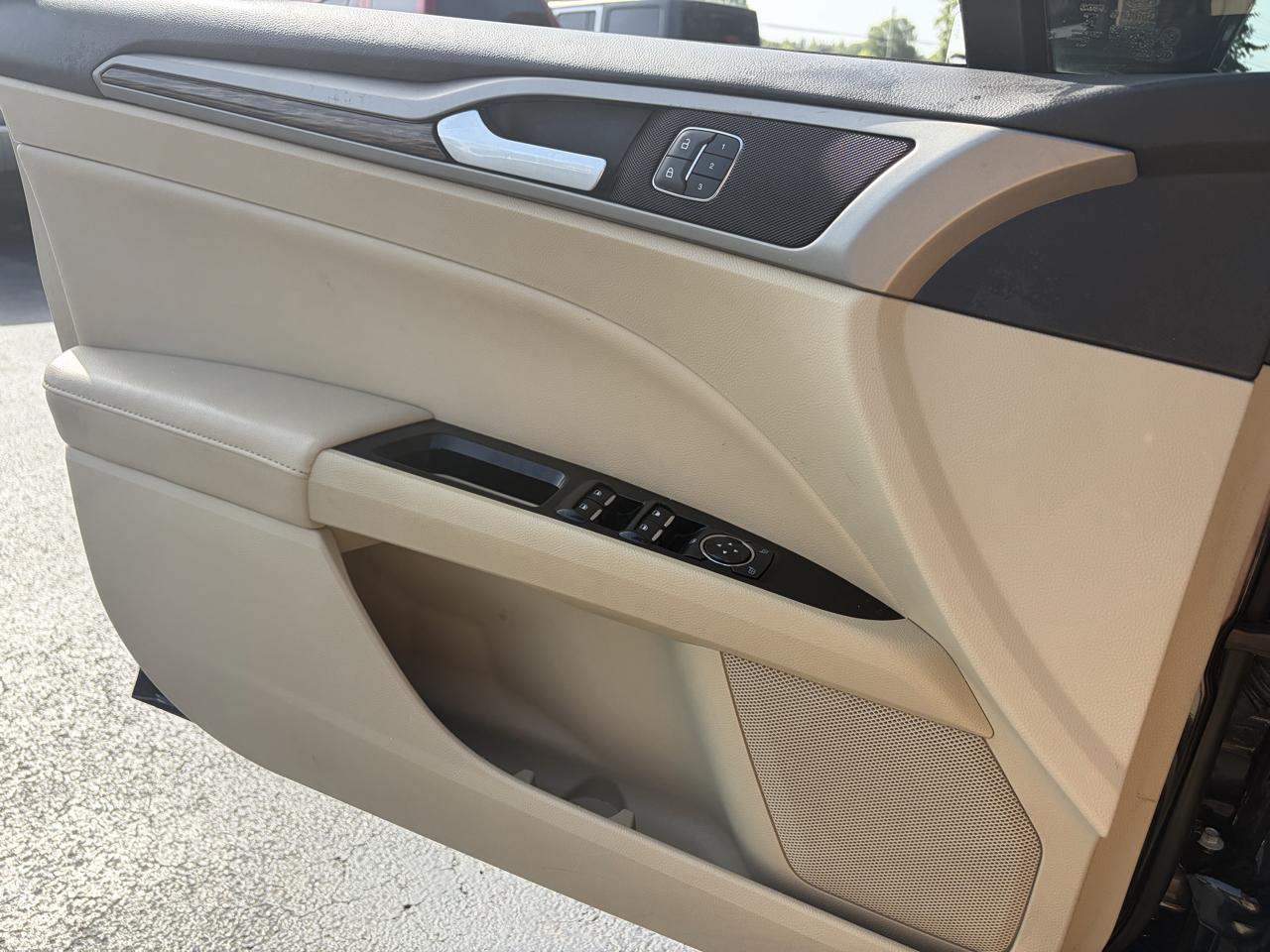 Ford Fusion SE 2014