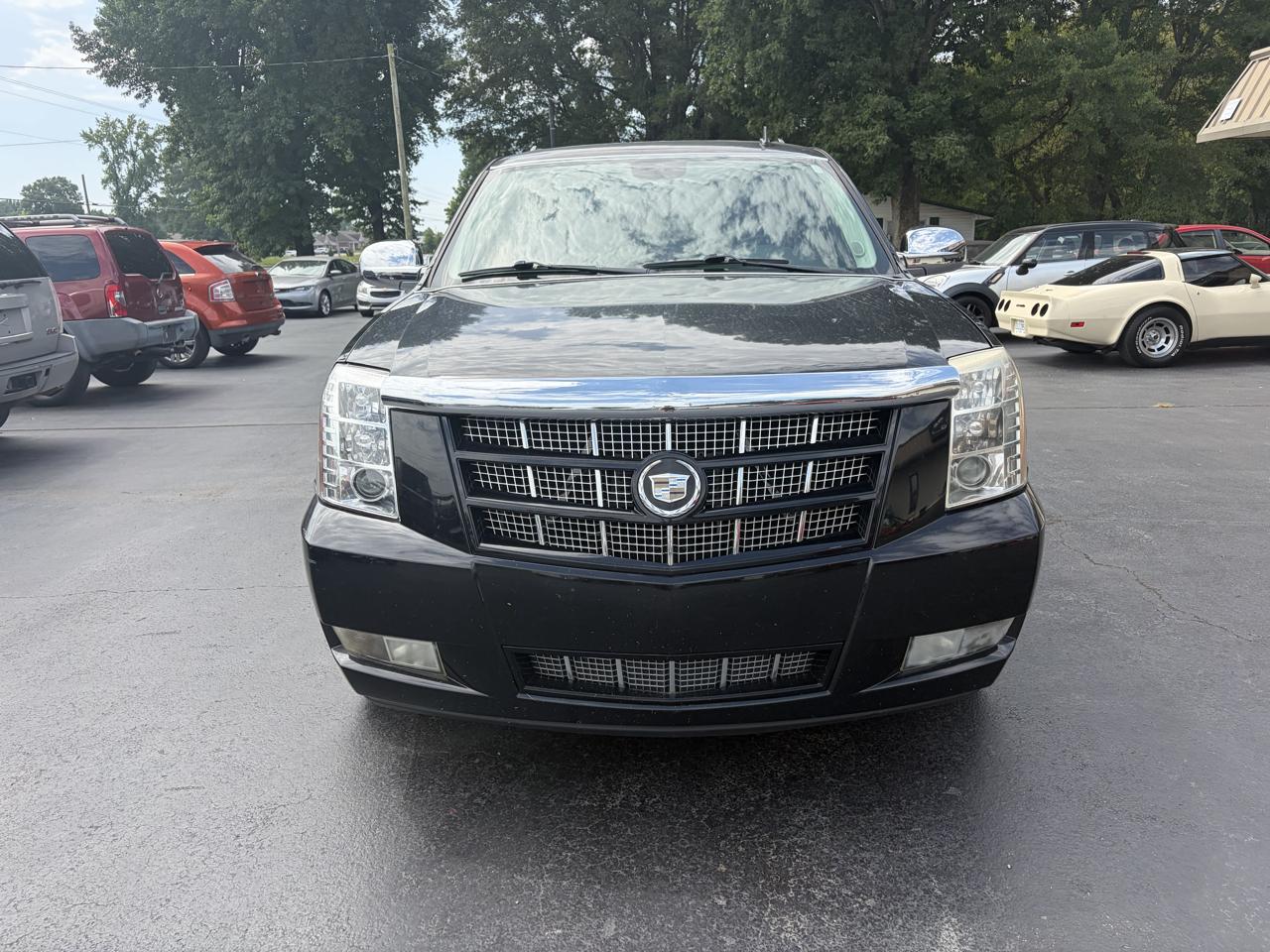 Cadillac Escalade 2WD Premium 2012