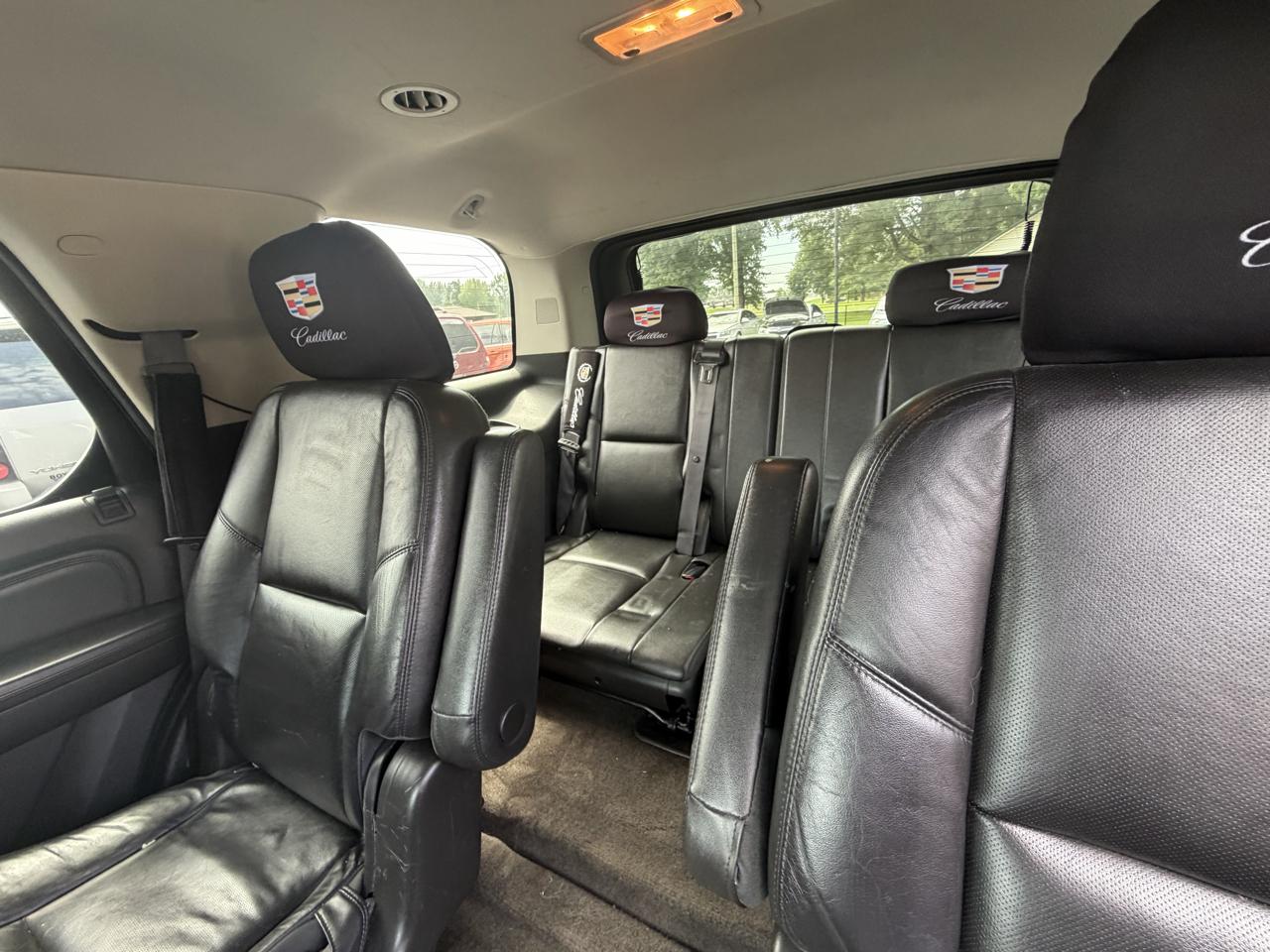 Cadillac Escalade 2WD Premium 2012
