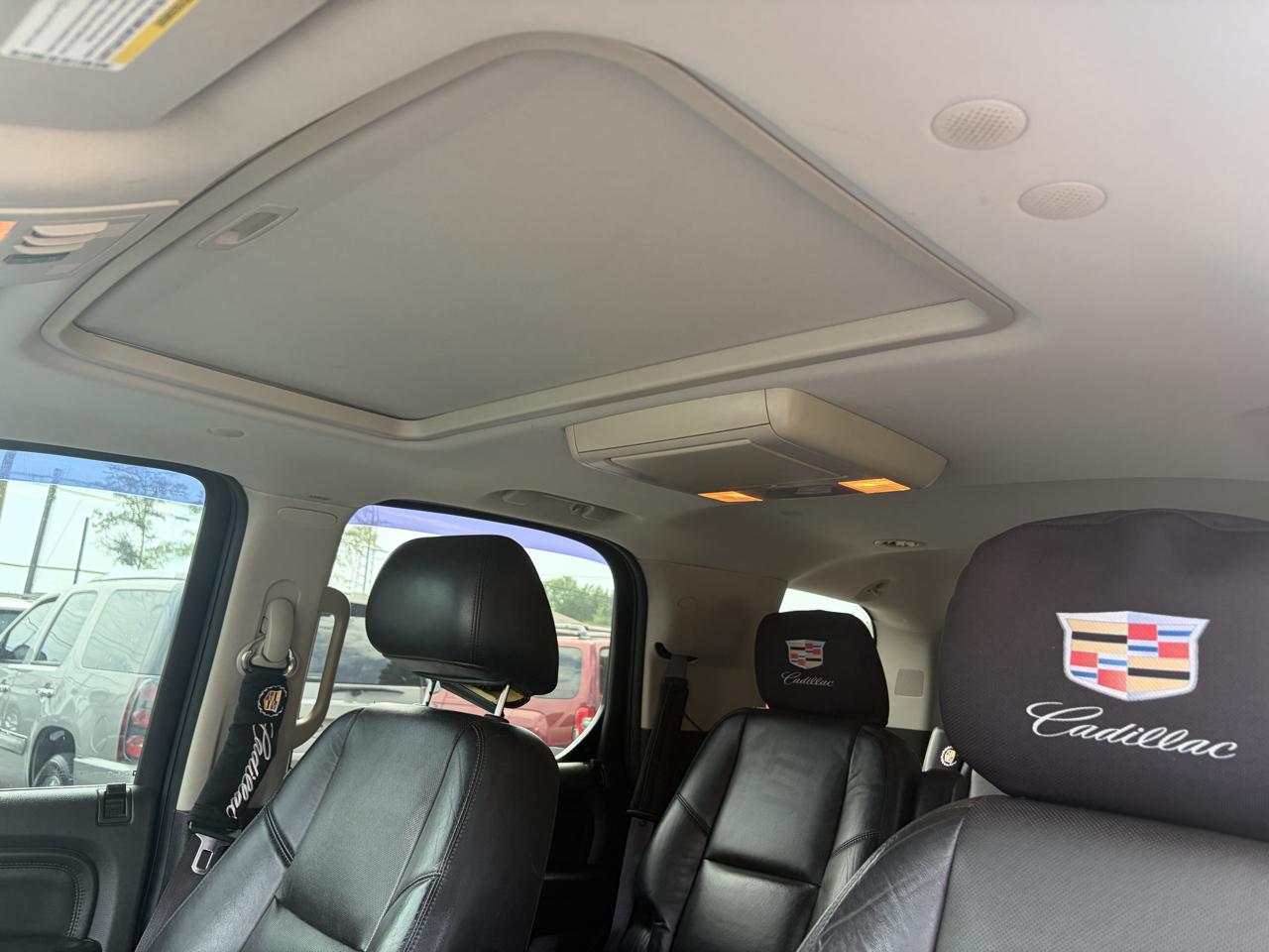 Cadillac Escalade 2WD Premium 2012