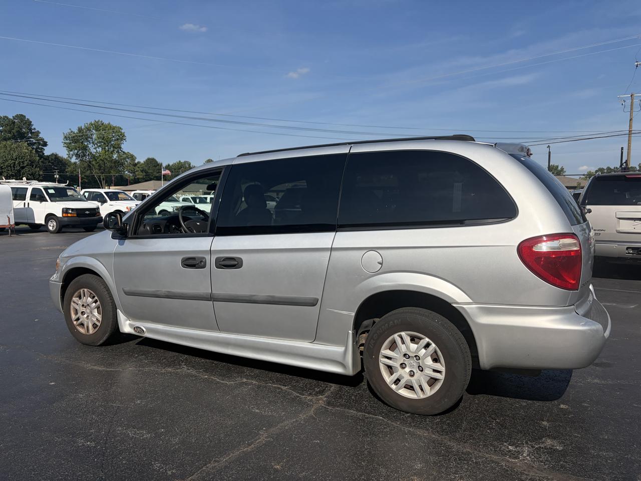 Dodge Grand Caravan SE 2005