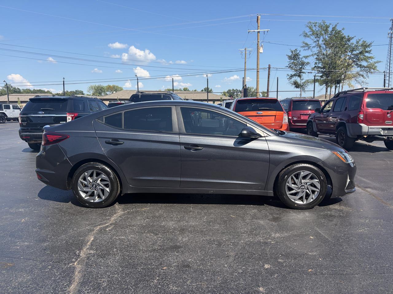 Hyundai Elantra Limited 2020