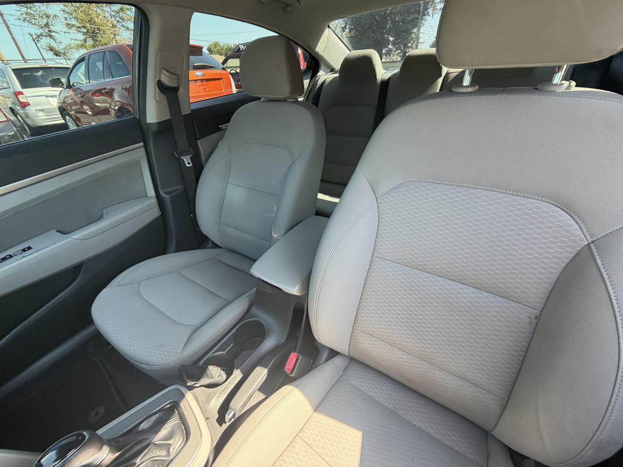 Hyundai Elantra Limited 2020