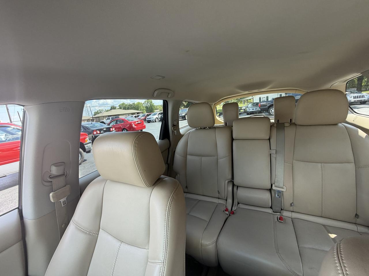 Nissan Pathfinder SL 2WD 2014