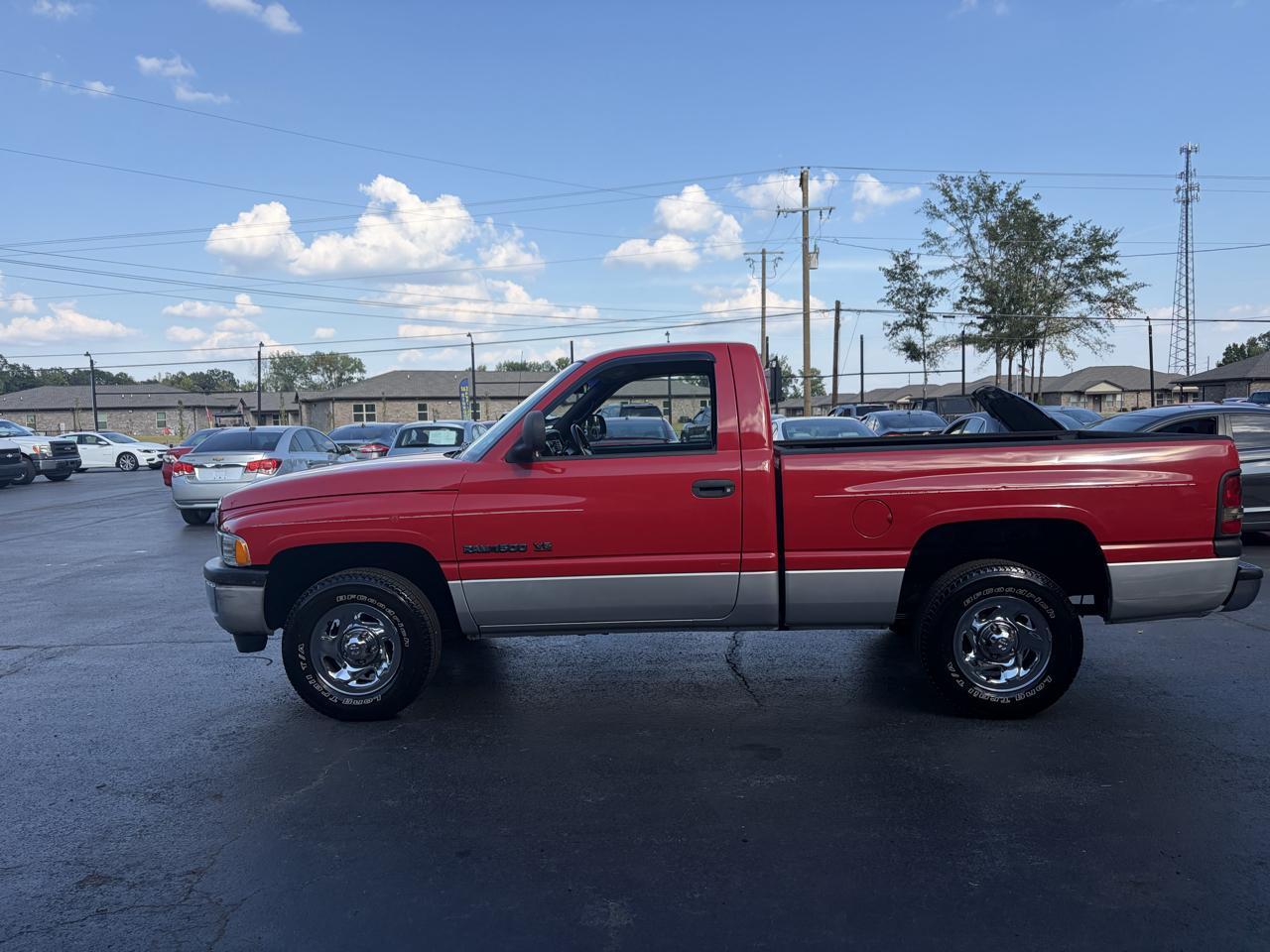 Dodge Ram 1500 2dr Reg Cab 119" WB 2001