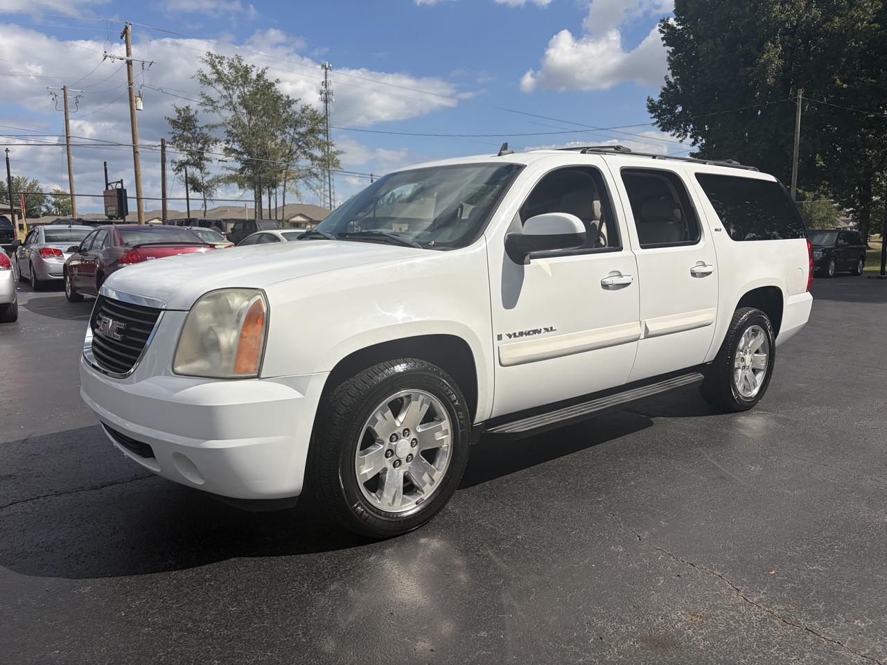 GMC Yukon XL SLE-1 1/2 Ton 2WD 2007
