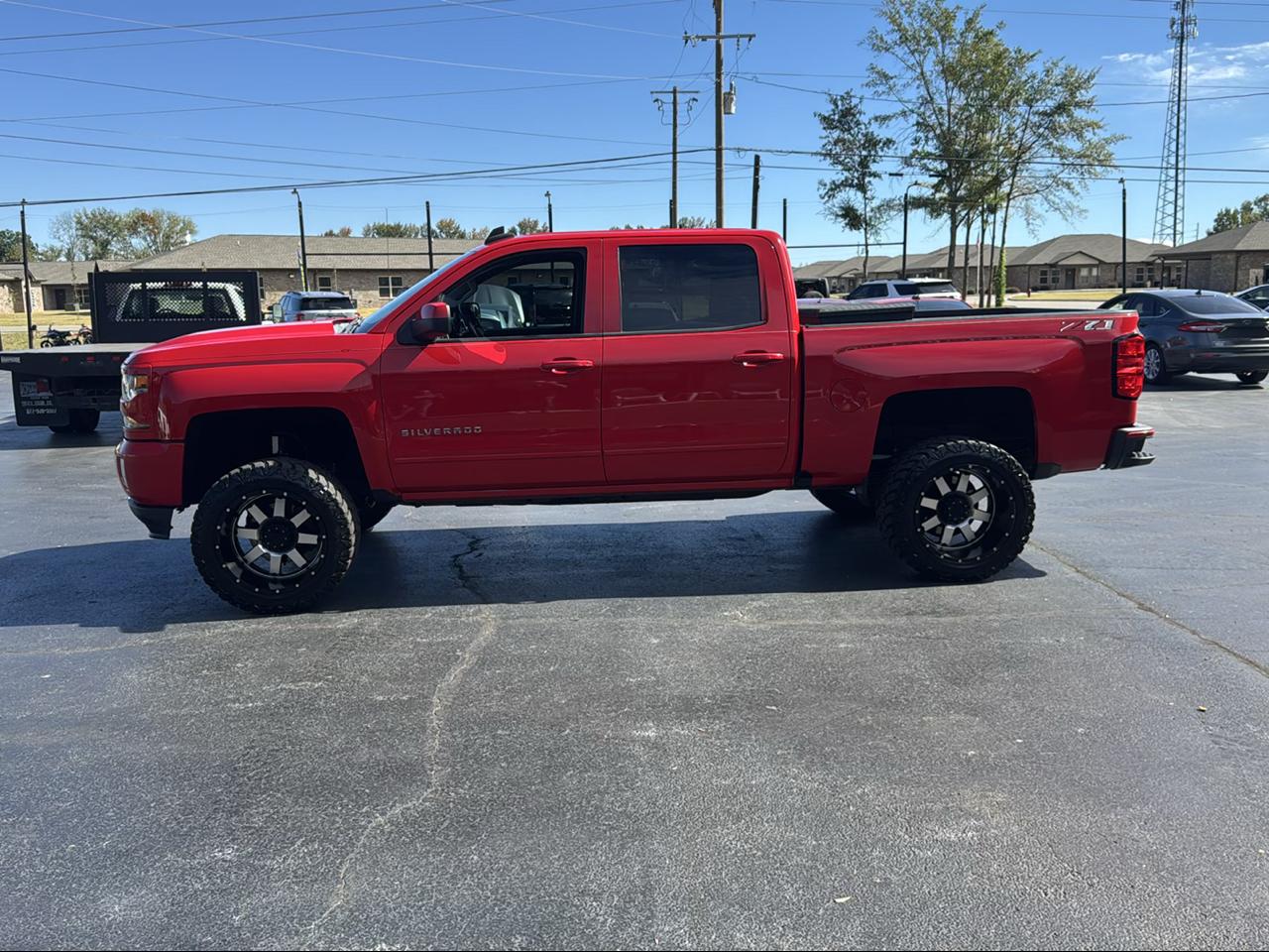 Chevrolet 1/2 Ton Pickups  2018