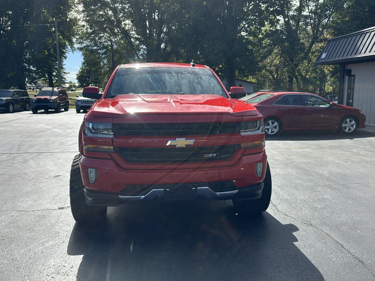 Chevrolet 1/2 Ton Pickups  2018