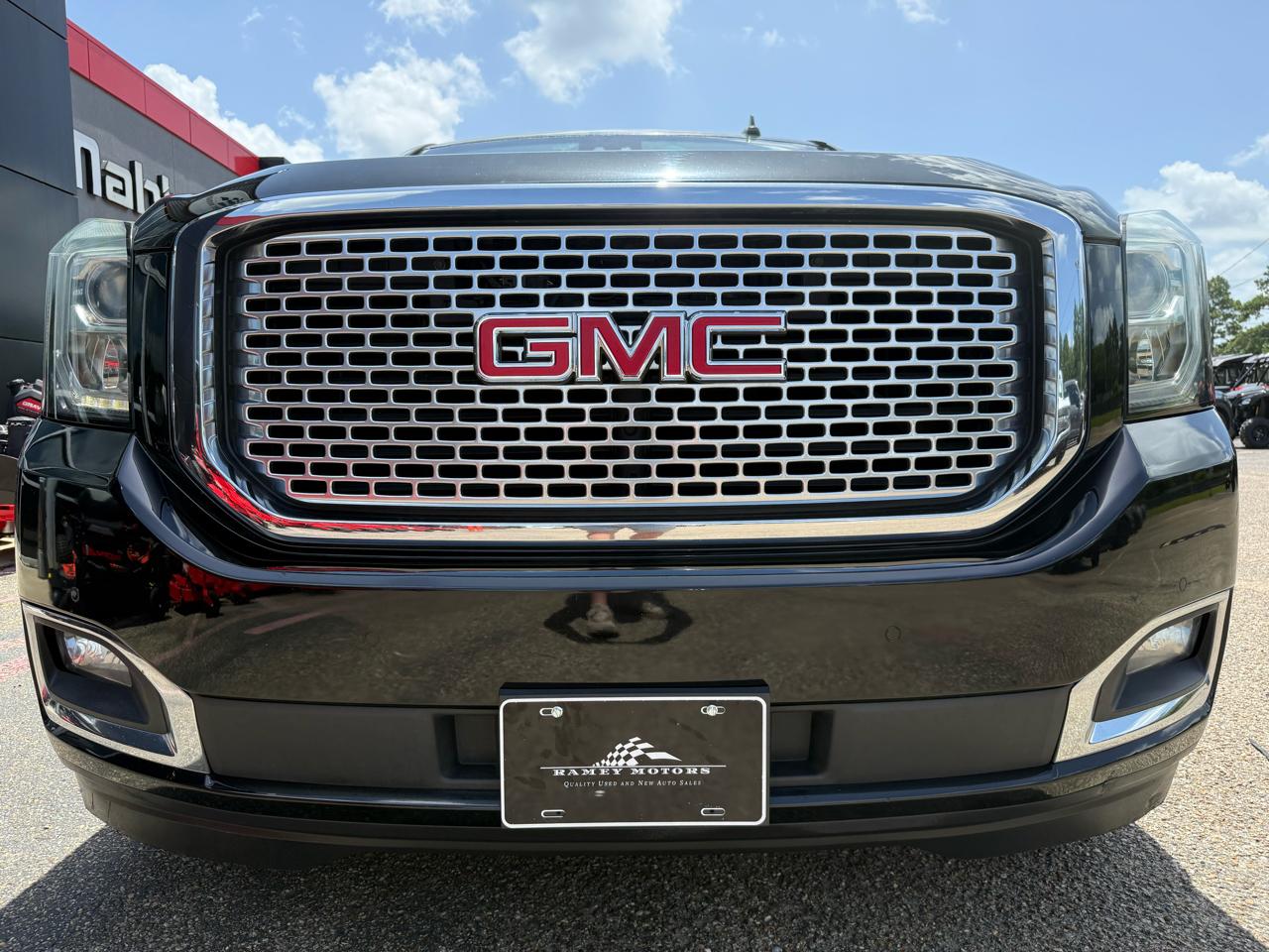 GMC Yukon  2017