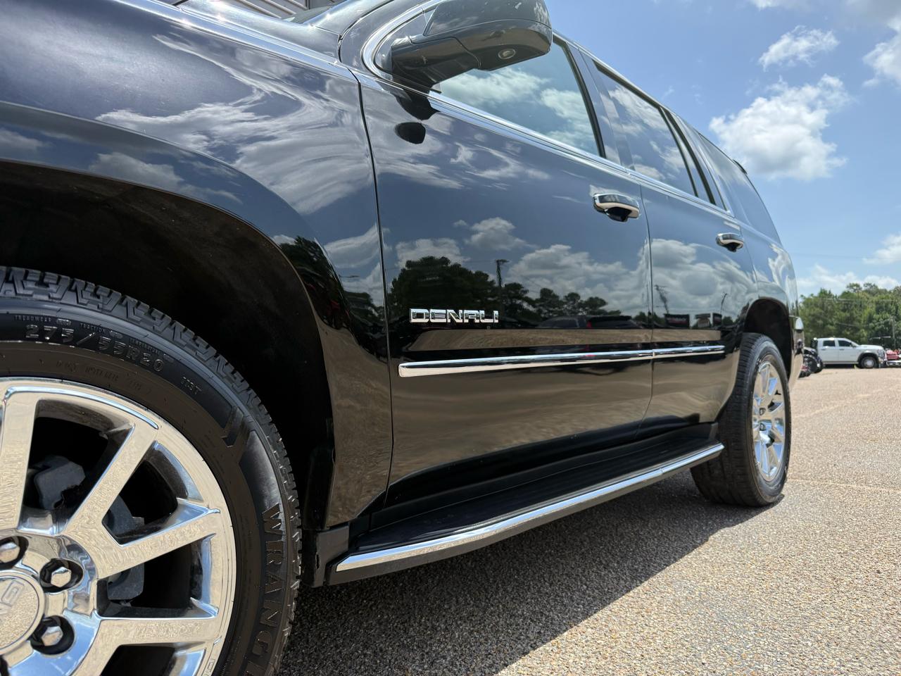 GMC Yukon  2017