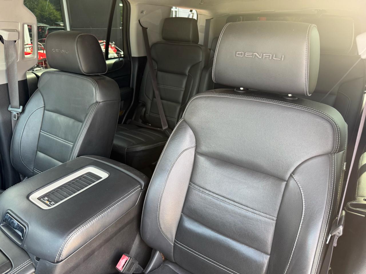 GMC Yukon  2017