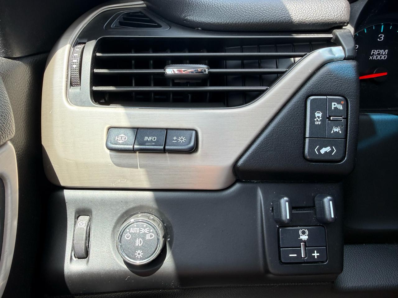 GMC Yukon  2017