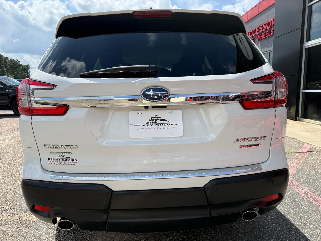 Subaru Ascent  2024