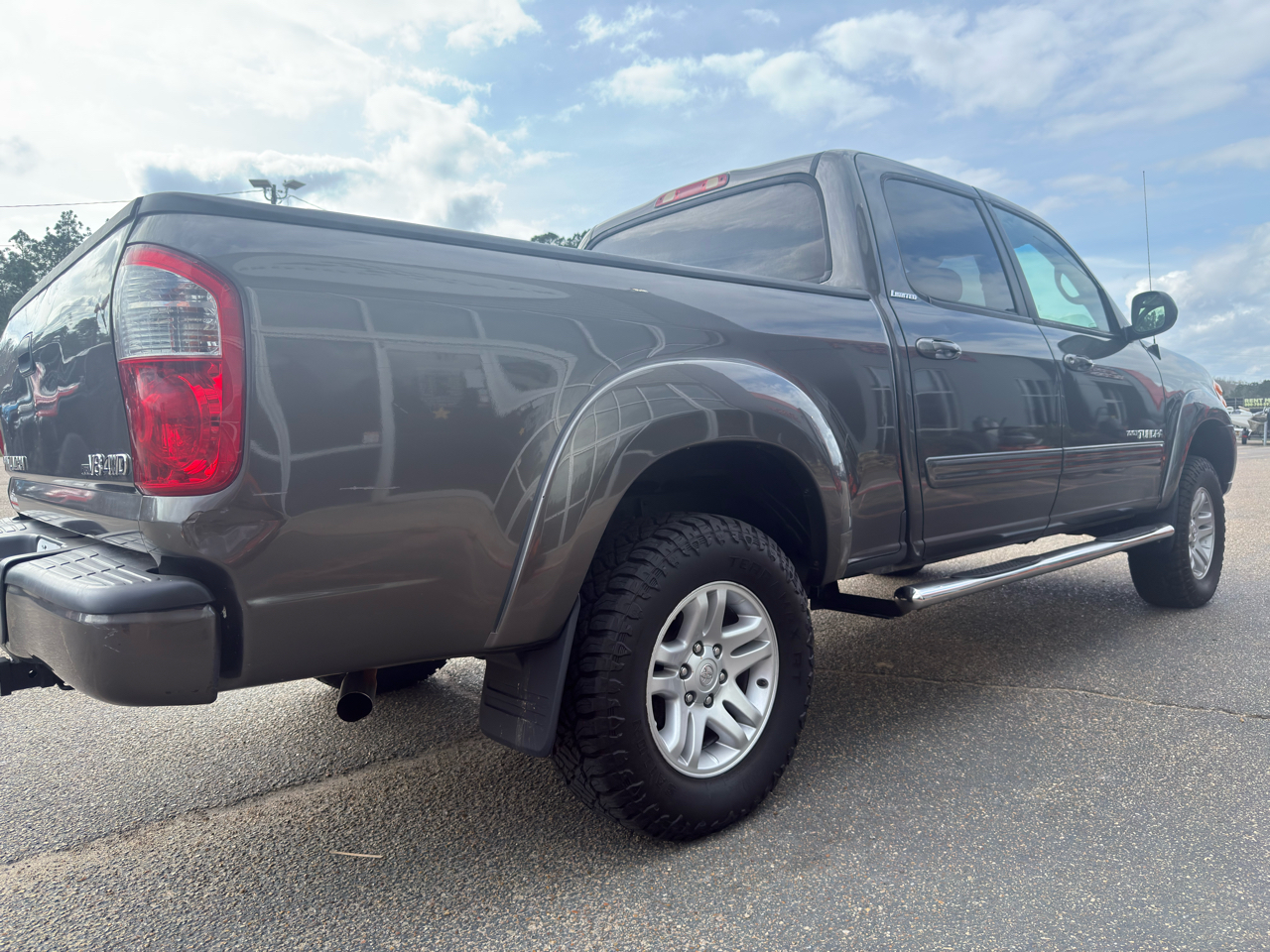 Toyota Tundra Limited Double Cab 4WD 2004
