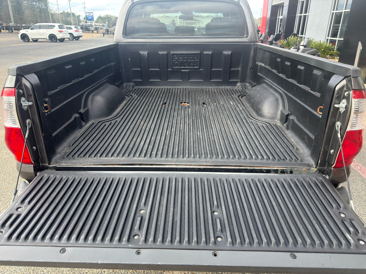 Toyota Tundra Limited Double Cab 4WD 2004