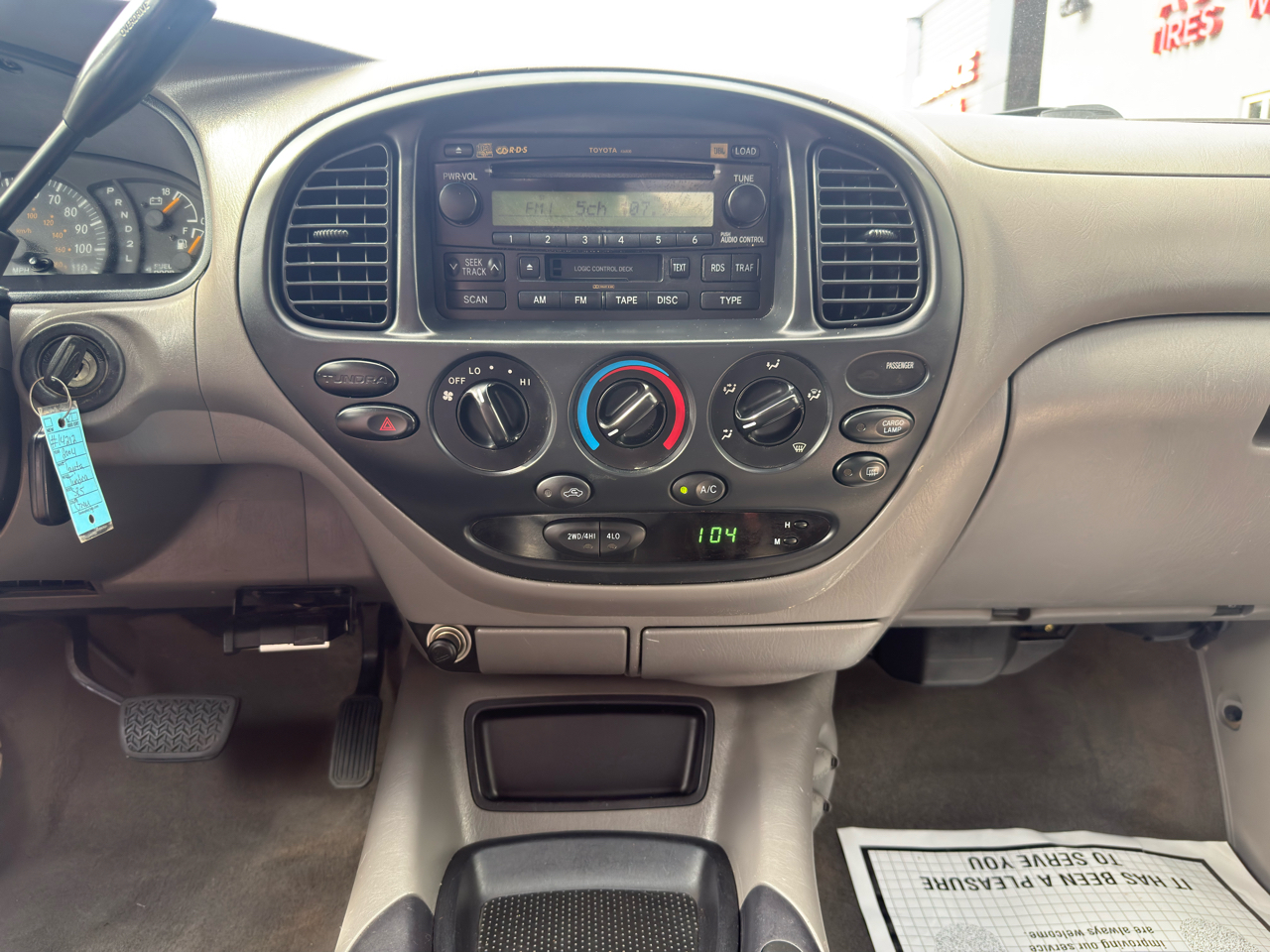 Toyota Tundra Limited Double Cab 4WD 2004