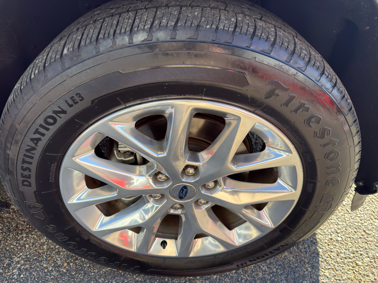 Ford Expedition  2020