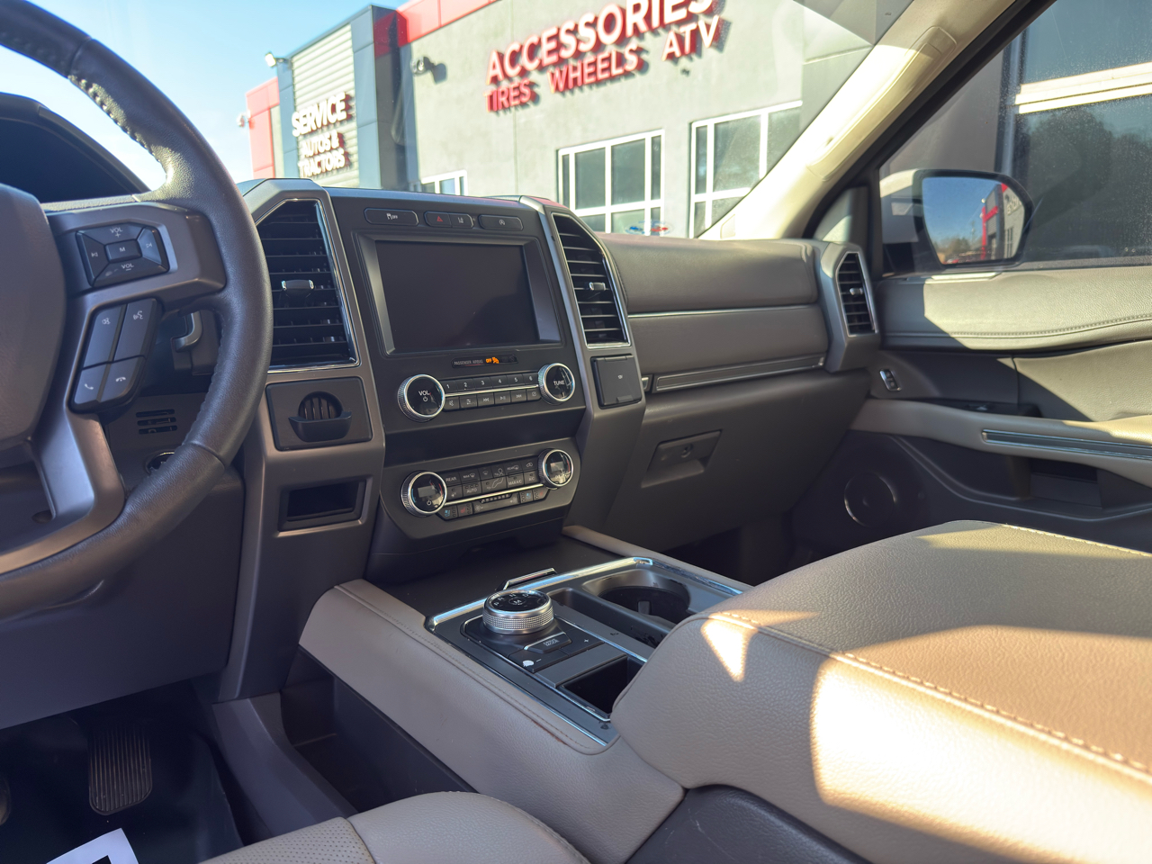 Ford Expedition  2020