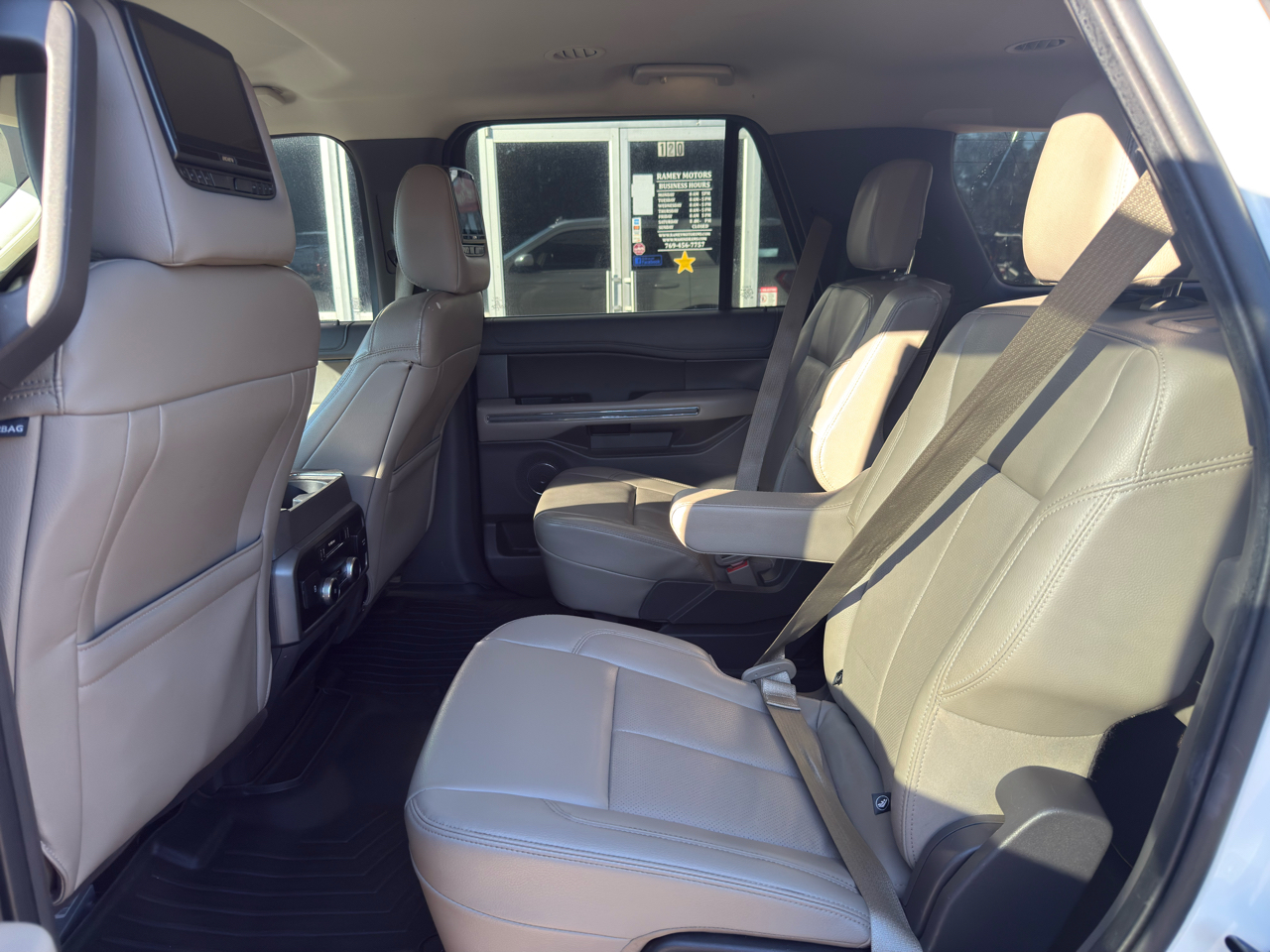 Ford Expedition  2020