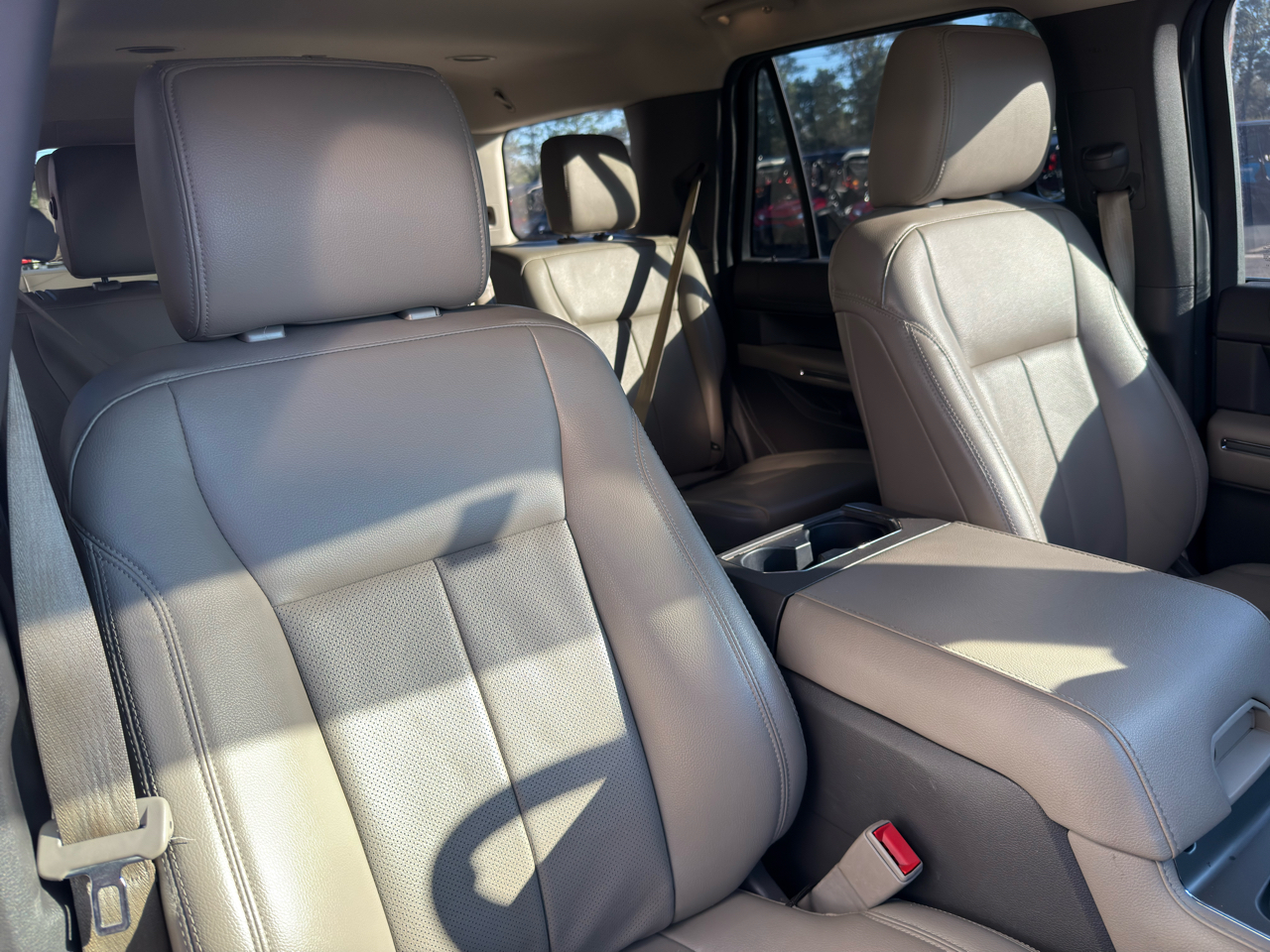 Ford Expedition  2020