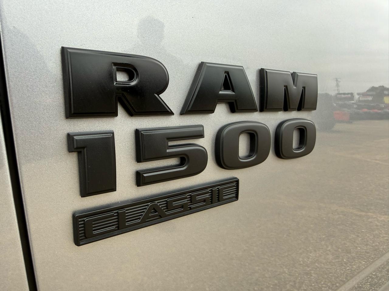 RAM 1500 Classic  2023