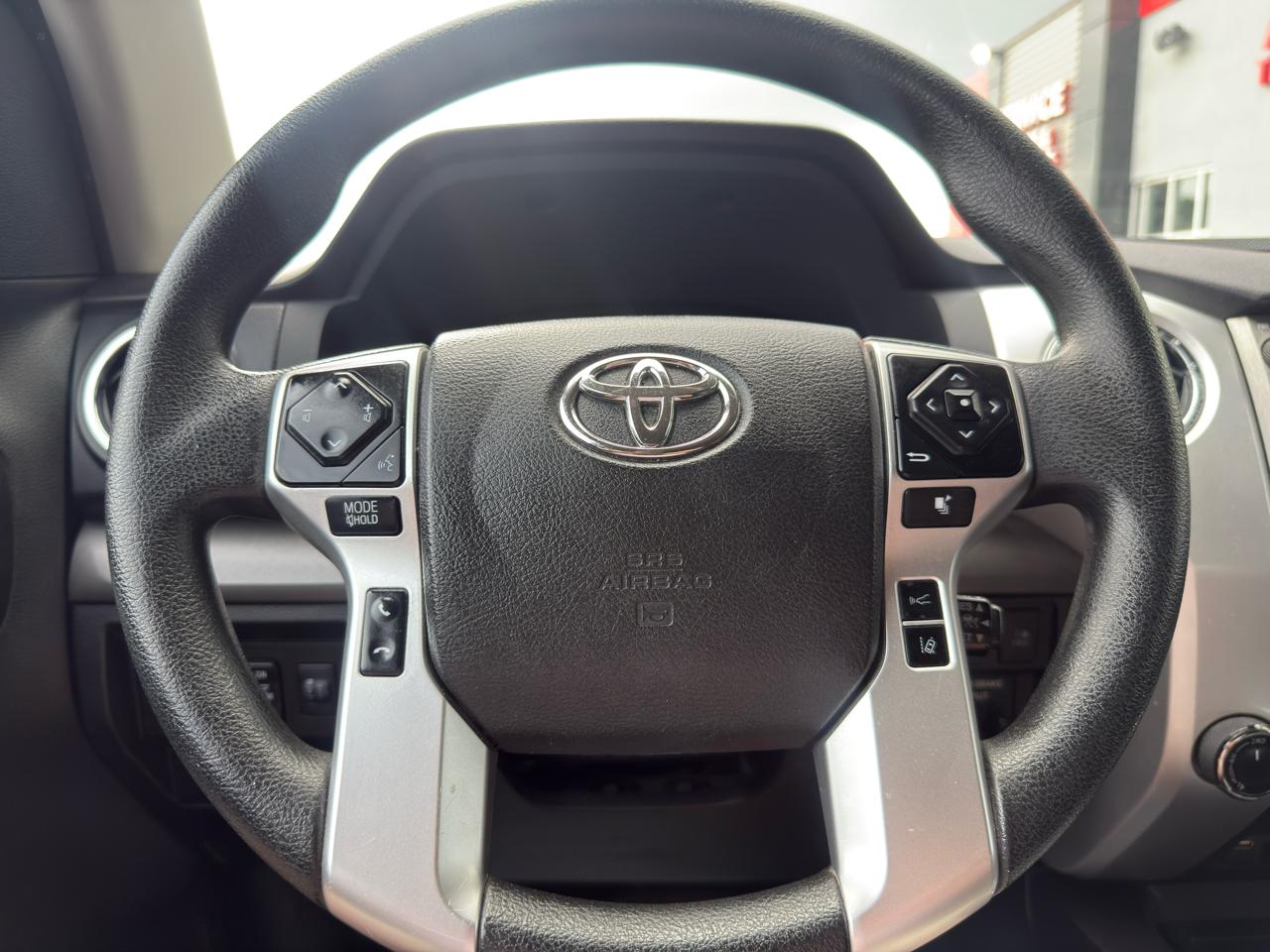 Toyota Tundra 4WD  2021