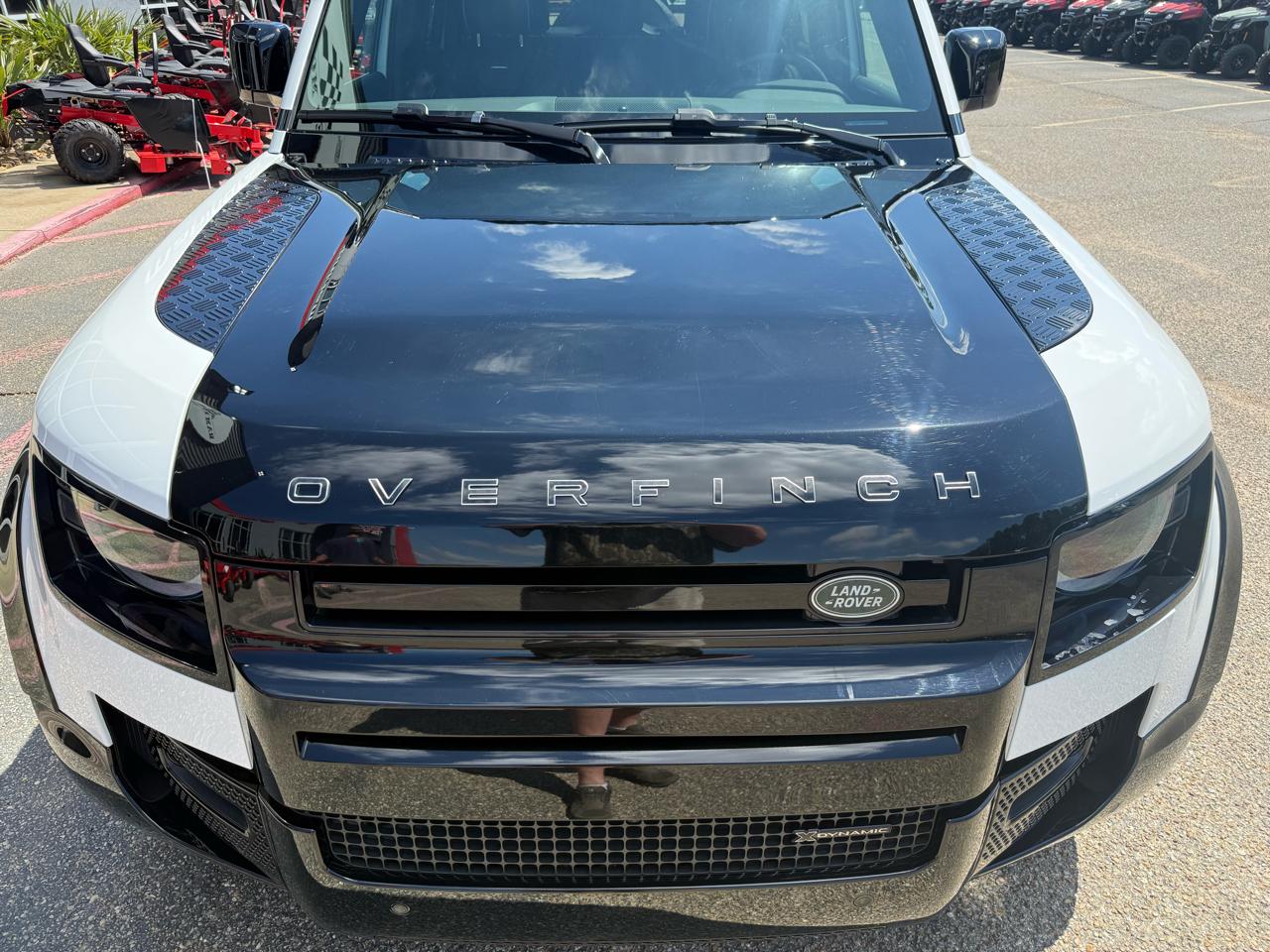 Land Rover Defender  2022