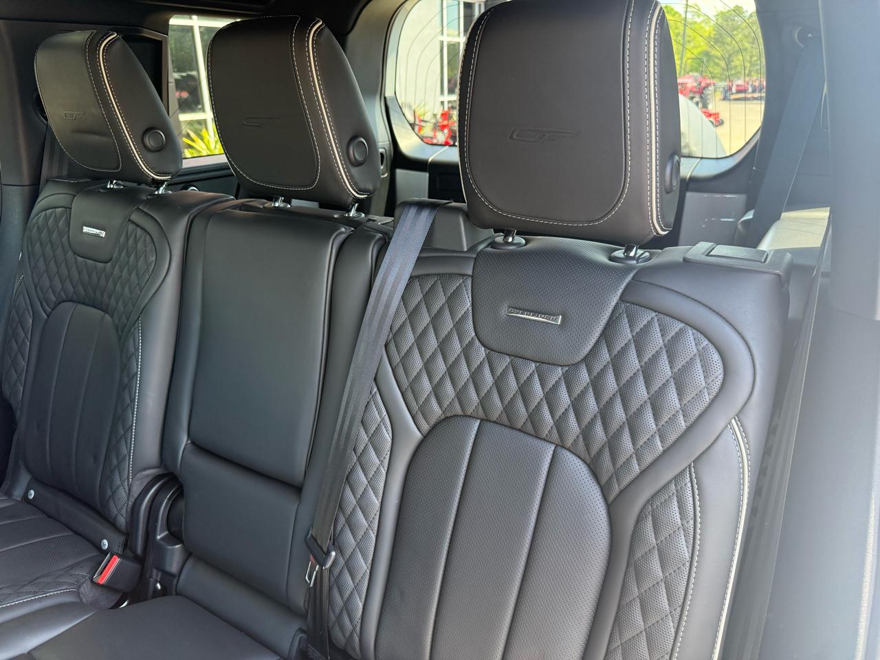 Land Rover Defender  2022