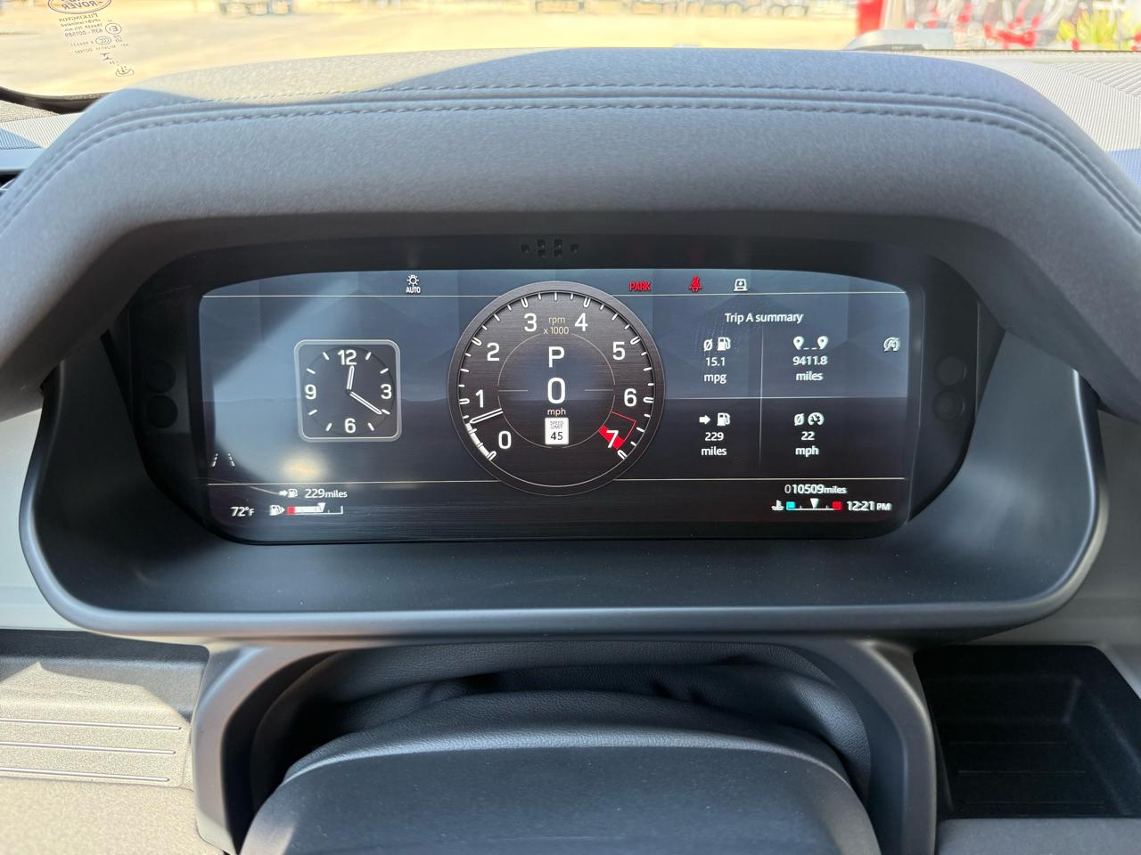 Land Rover Defender  2022