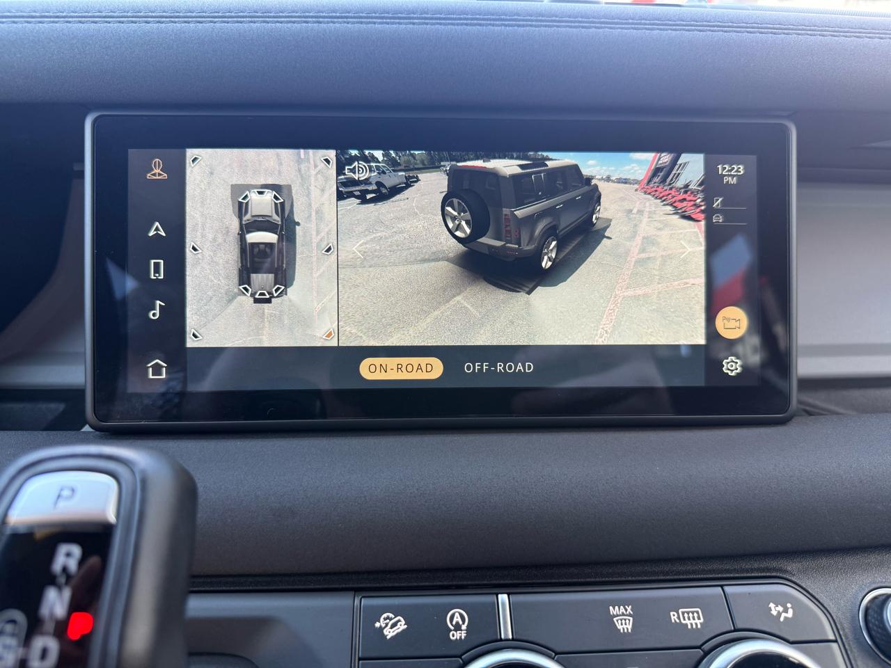 Land Rover Defender  2022