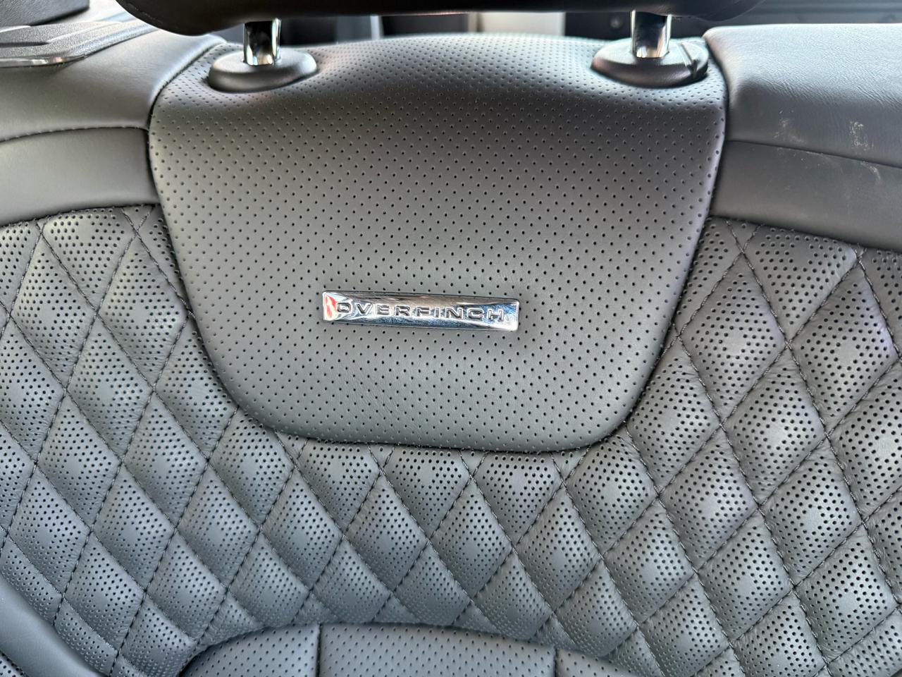 Land Rover Defender  2022