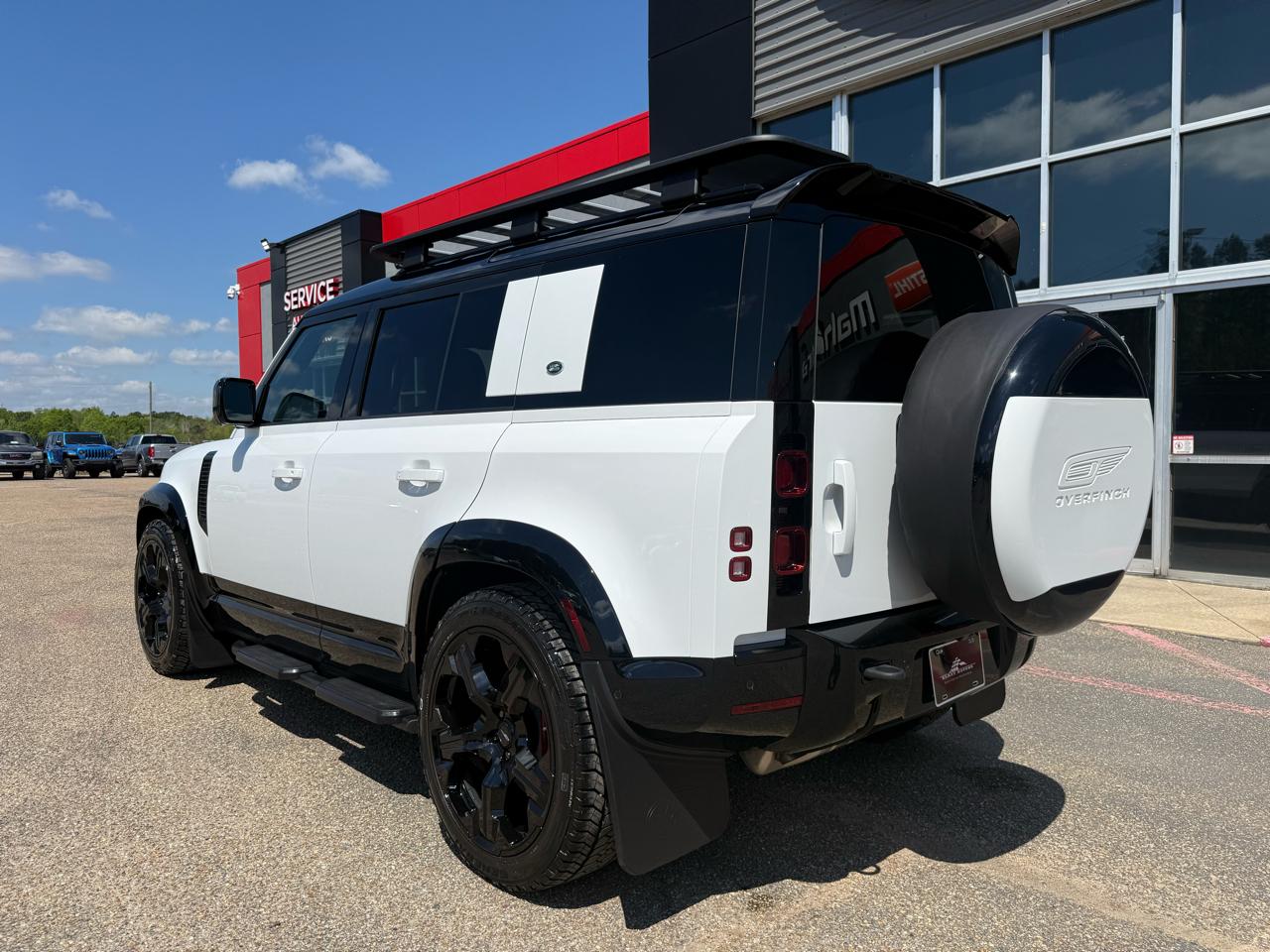 Land Rover Defender  2022