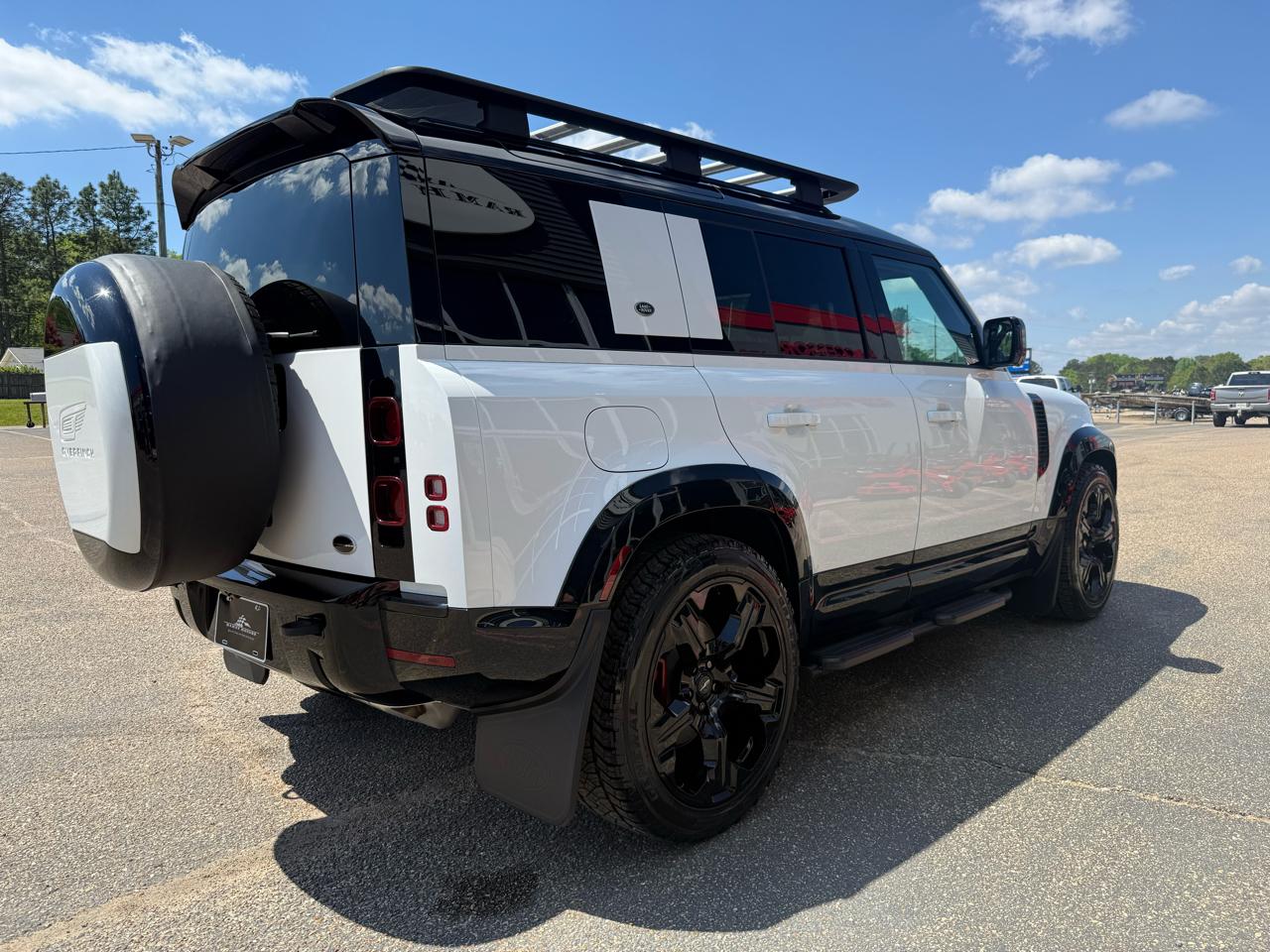 Land Rover Defender  2022