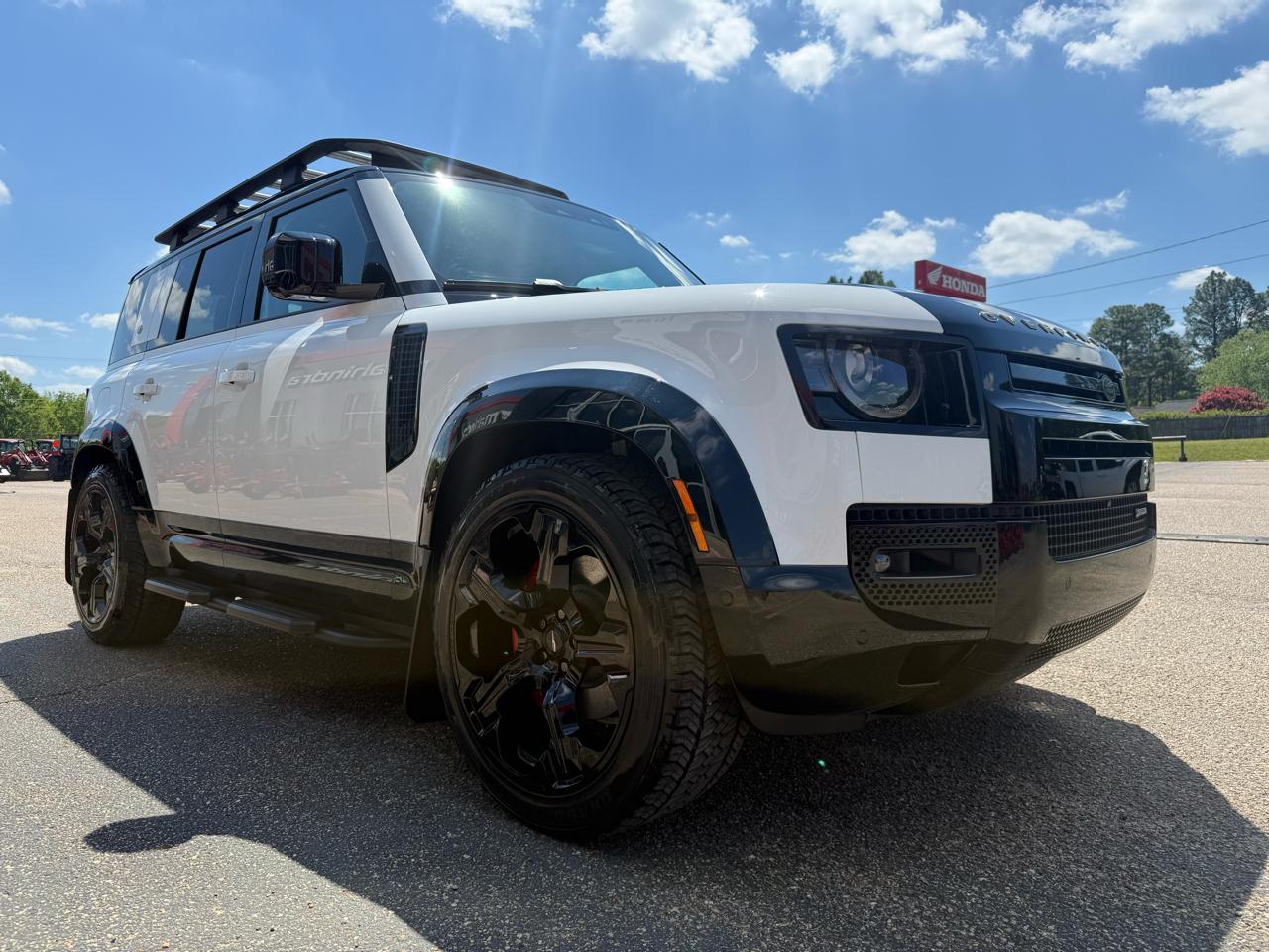 Land Rover Defender  2022